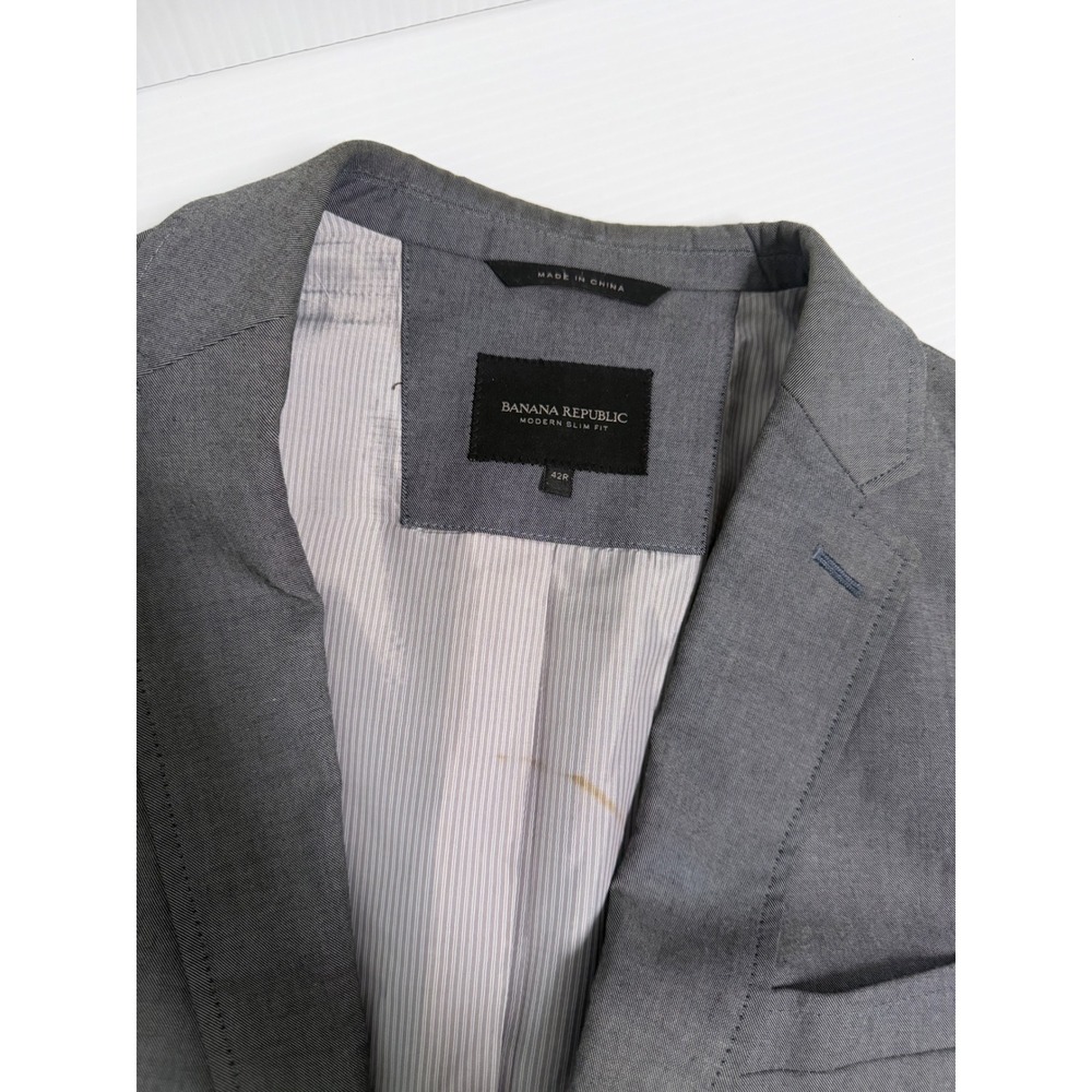 Banana Republic Modern Slim Fit Blazer Mens 42R Grey Two Button Sport Coat